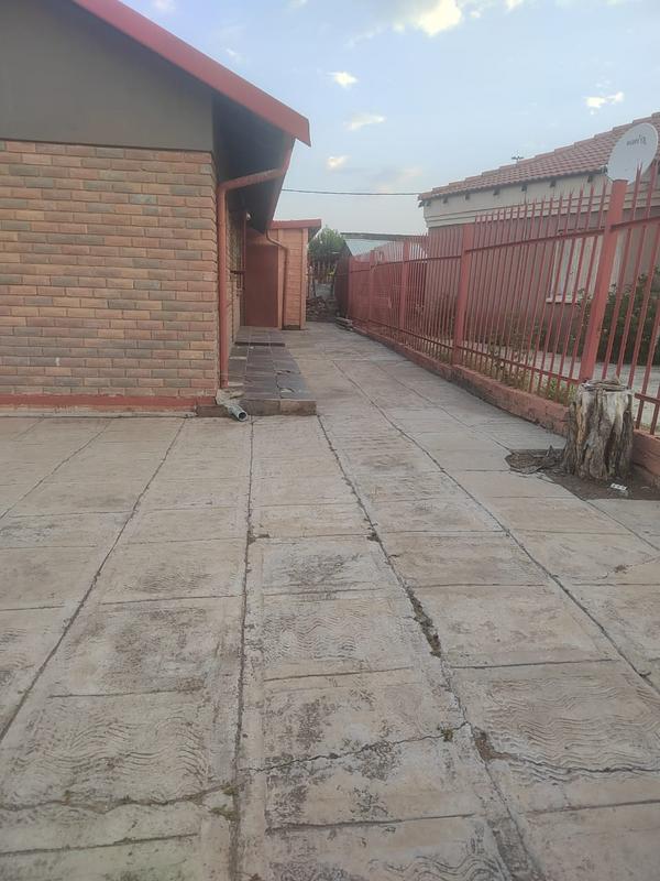 3 Bedroom Property for Sale in Meriteng North West